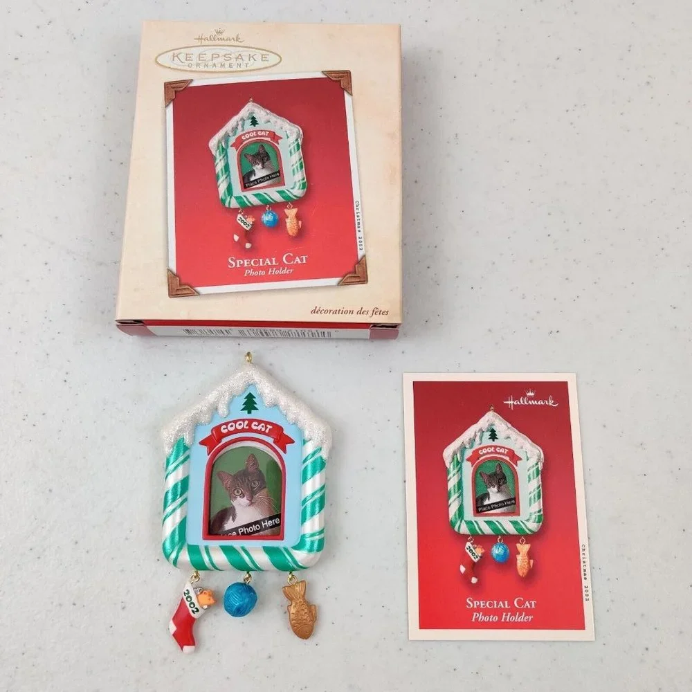 HALLMARK SPECIAL CAT COOL CAT PHOTO HOLDER KEEPSAKE CHRISTMAS ORNAMENT 2002